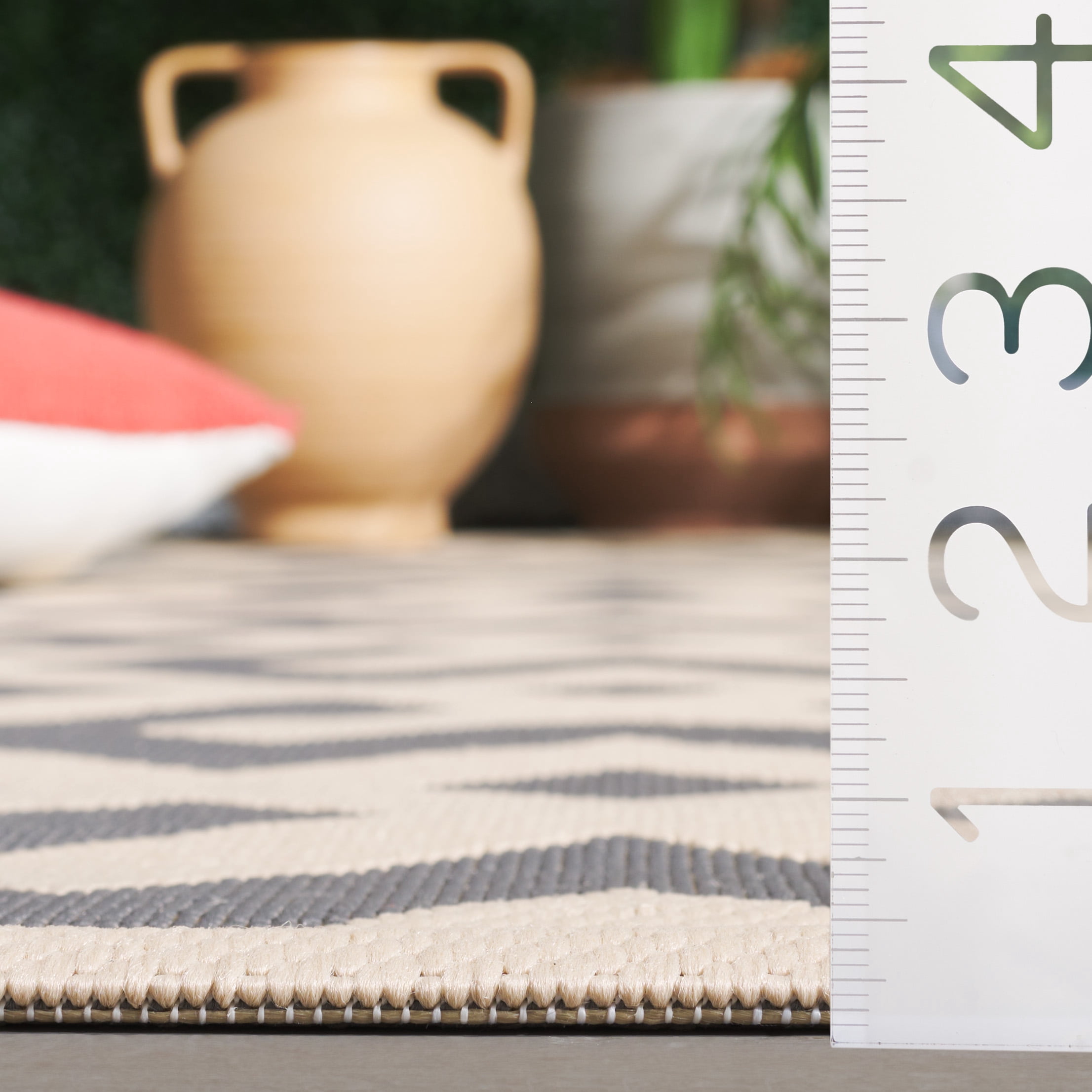 Safavieh Courtyard Alvin Geometric Indoor/Outdoor Area Rug, Gray/Bone, 5'3" x 5'3" Square