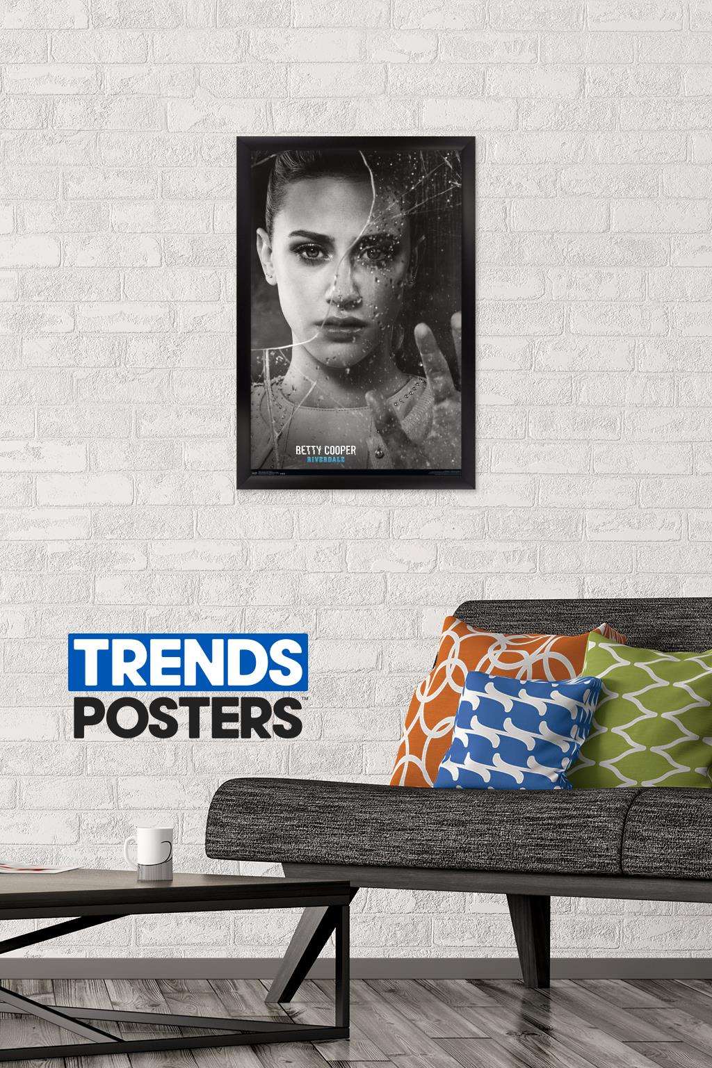 Riverdale - Shattered Betty Wall Poster, 14.725" x 22.375", Framed