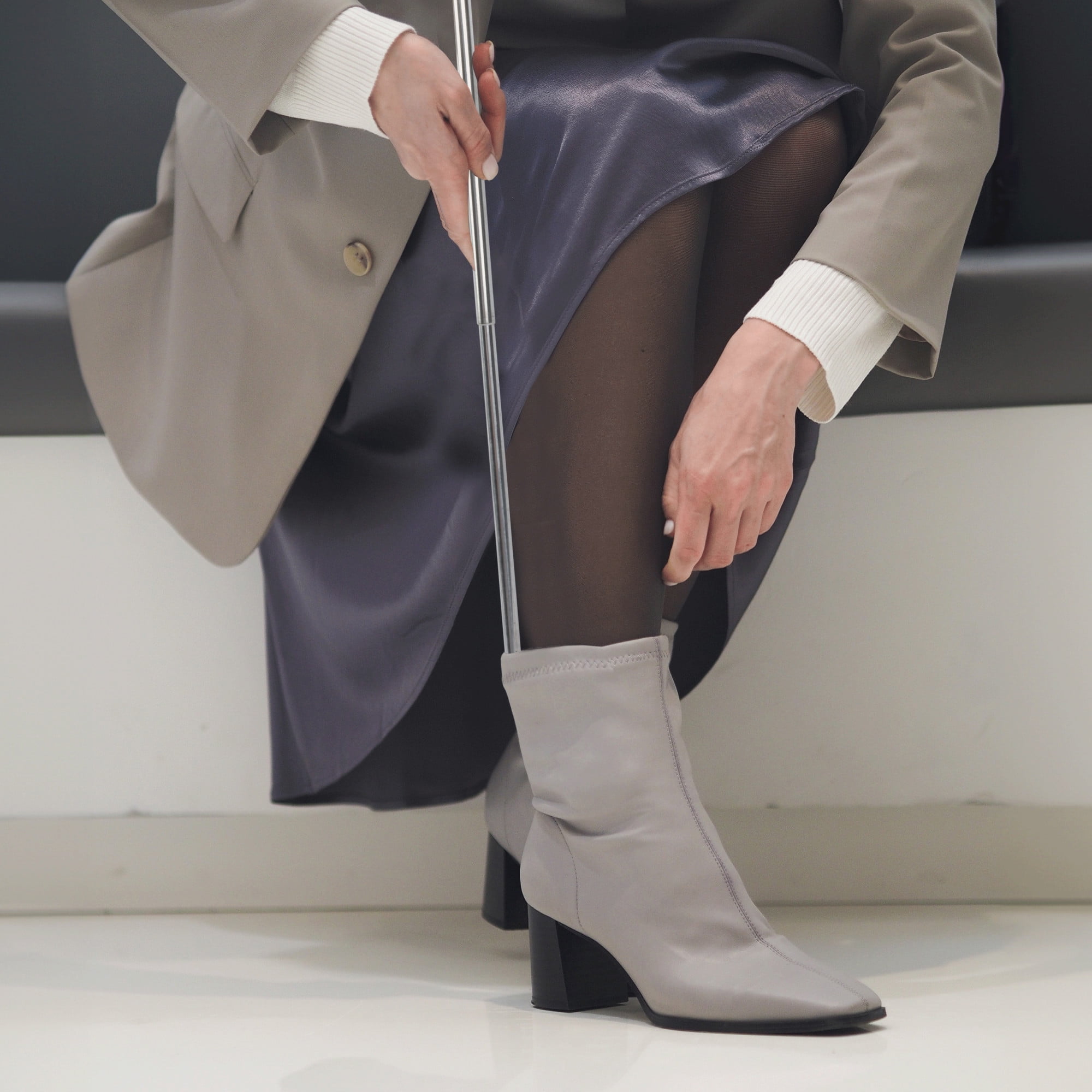 Perfect Solutions Metal Shoe Horn