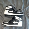 thumbnail image 1 of Jordan Noir et Blanc Jordan 1, 1 of 5