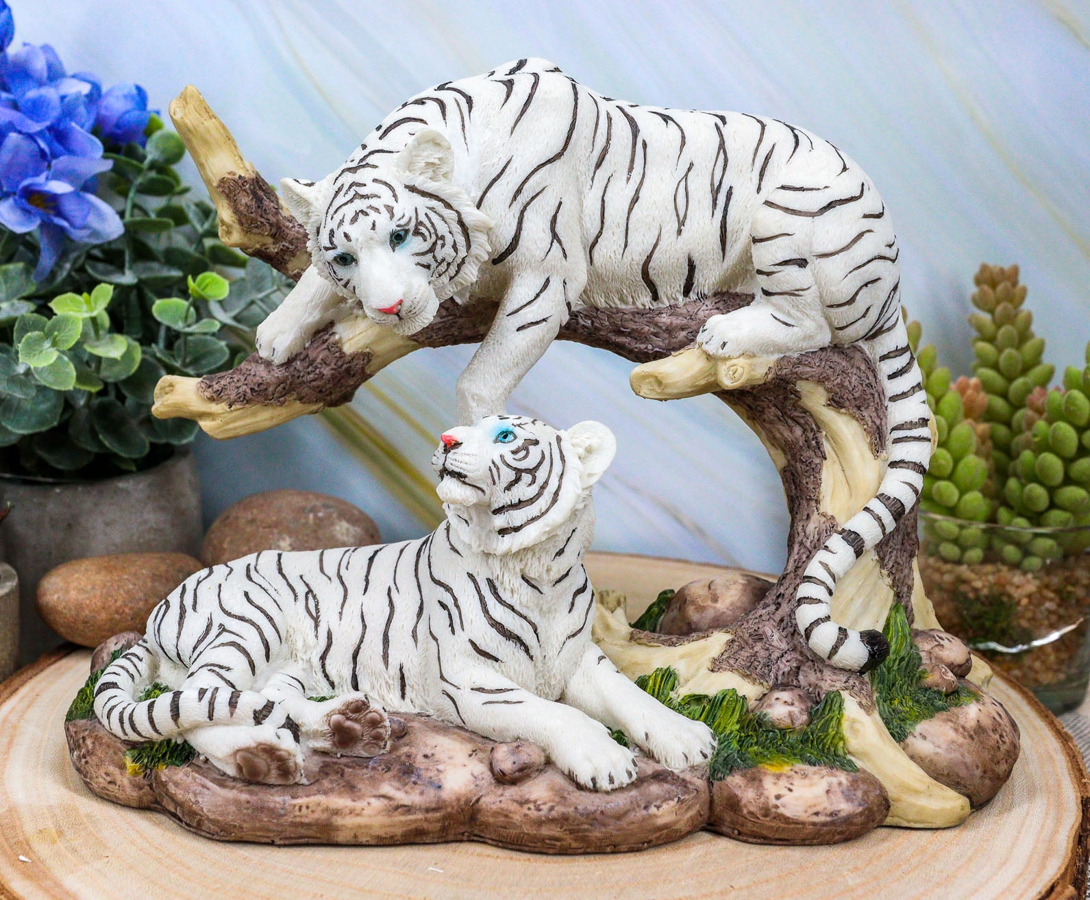Embracing Siberian Bengal White Tiger Couple Family Statue Forest Tigers Decor 