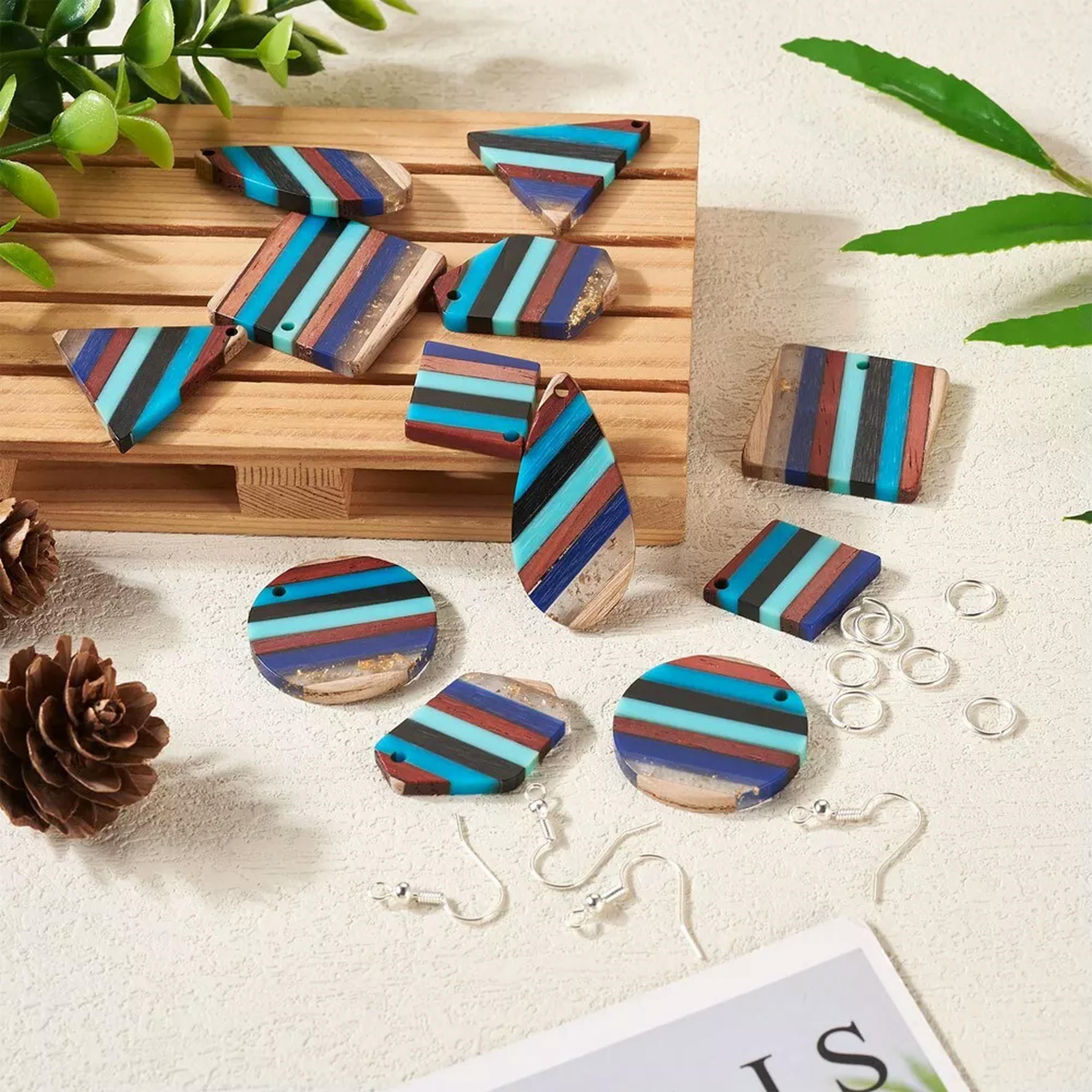 U8MO 1 Box Resin Walnut Wood Pendants Cyan Triangle DIY Geometry Earring Making Kit