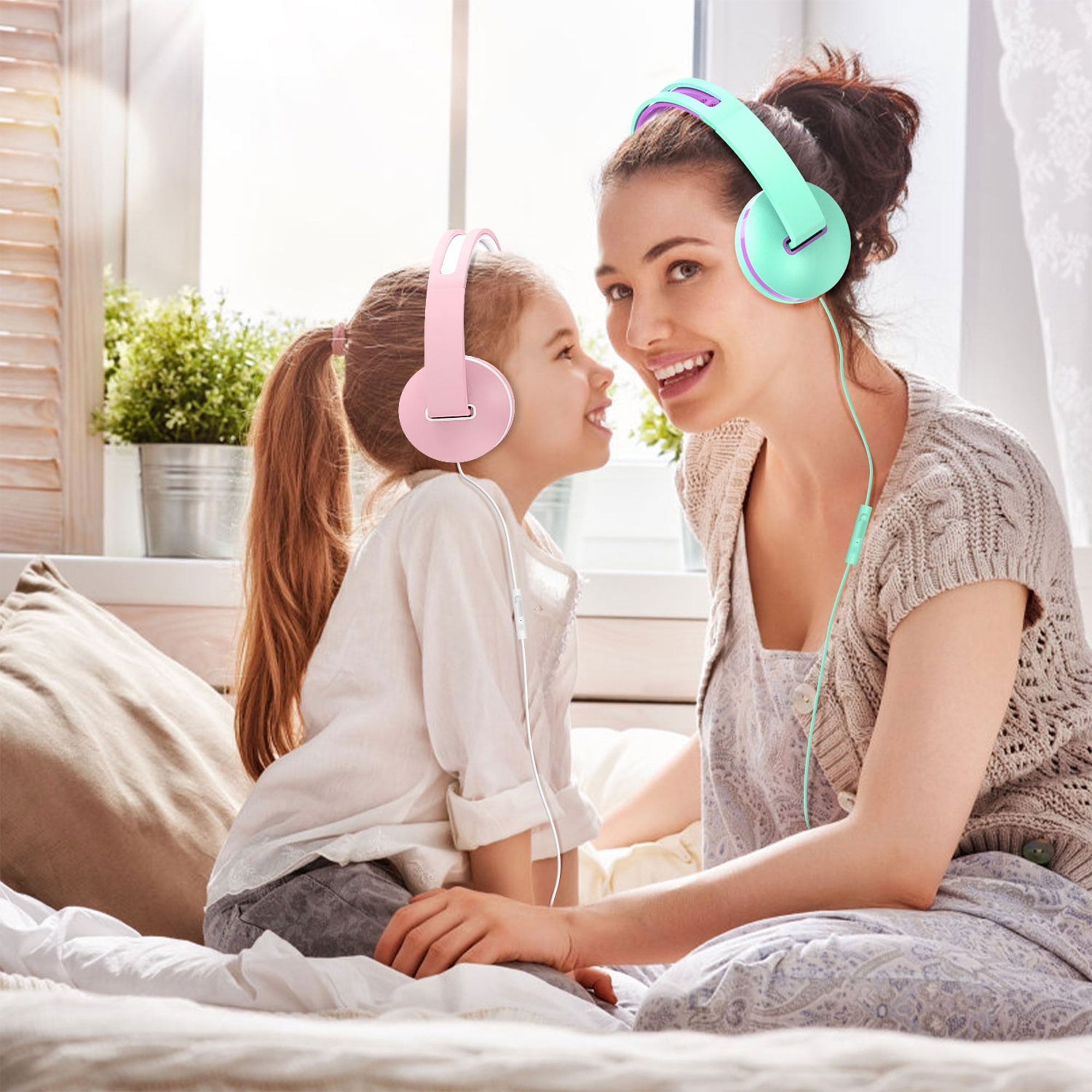 Seenda Kids On-Ear Headphones with Microphone, Green photo 2
