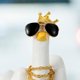 thumbnail image 2 of Escultura Pato Pequeño Con Dedo Resina 7 5 Cm Regalo Escritorio Creativo (corona) Amarillo, 2 of 6