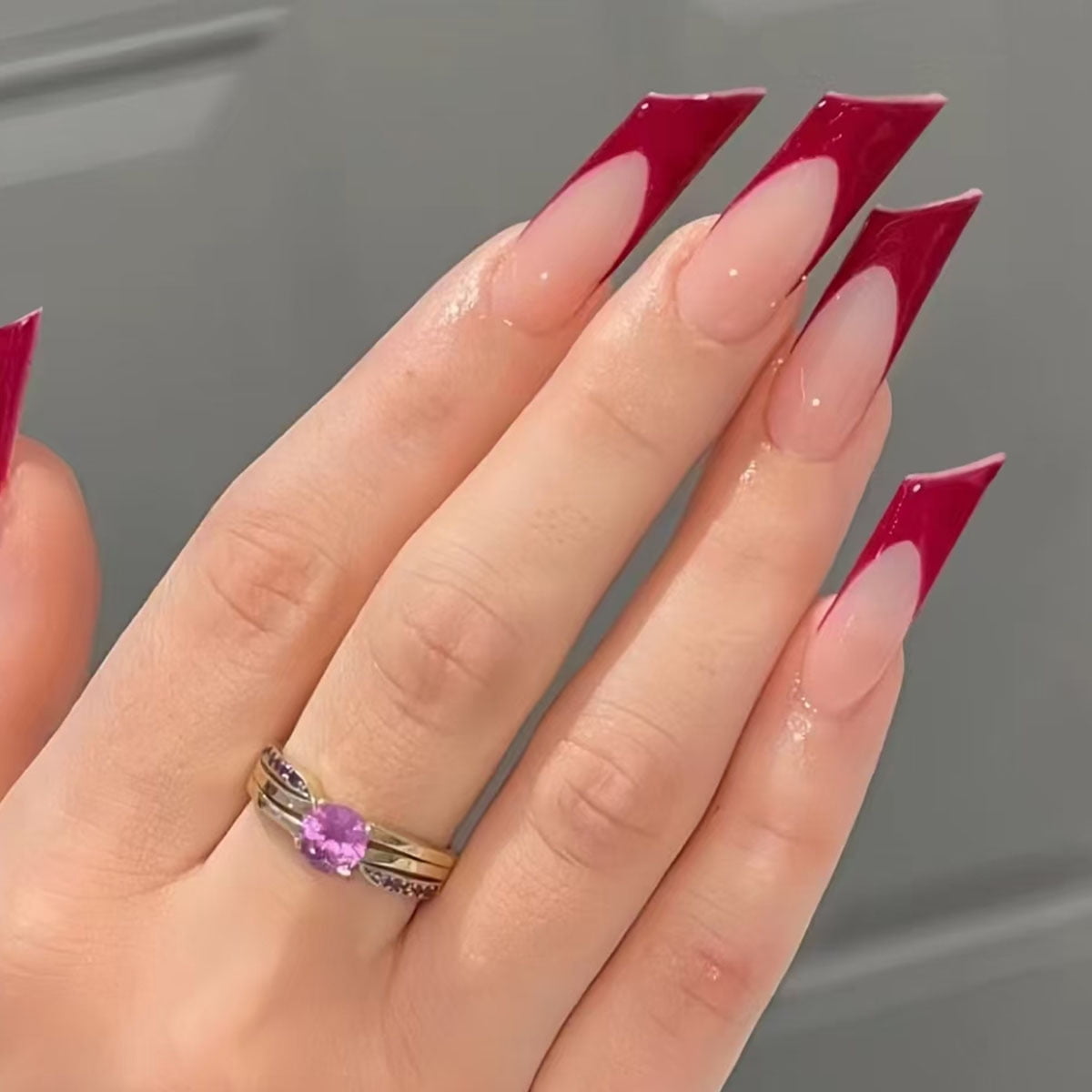 Cross-border European and American hot-selling red edge high-end design detachable nail art lipstick type long finished product wholesale