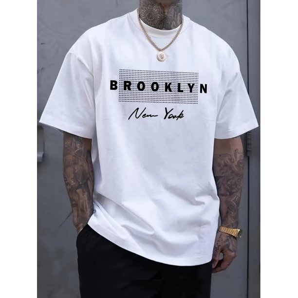 Camiseta gráfica Brooklyn New York para hombre: corte regular, suave e informal con estampado llamativo en blanco y negro. Cuello redondo lavable a máquina. Moda urbana. Cuello redondo. Cómoda.