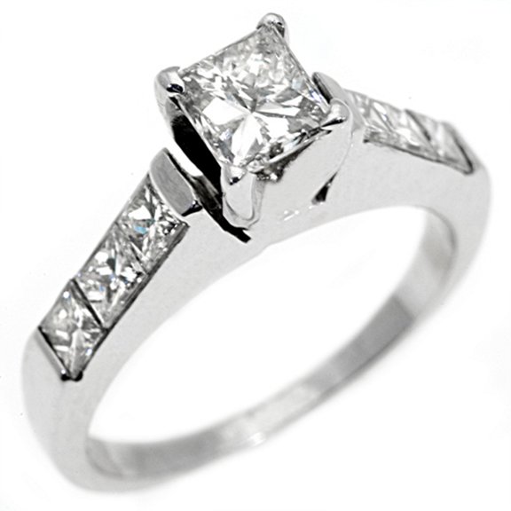 18k White Gold 1 Carat Princess Cut Diamond Engagement Ring