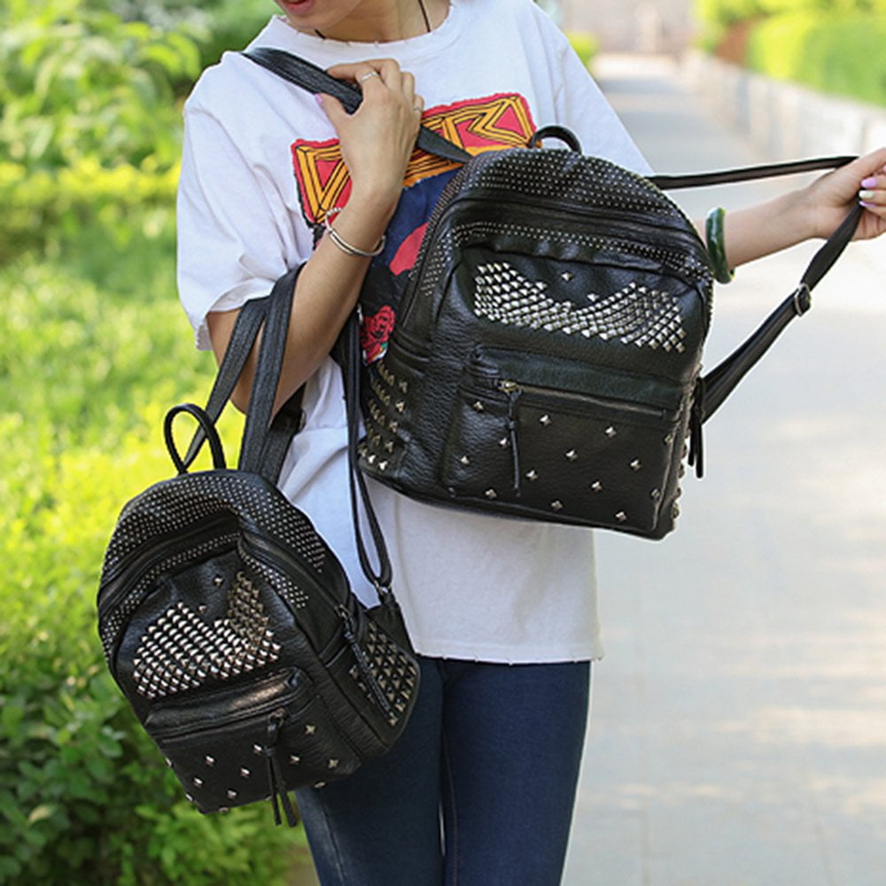 Sac a dos clouté sale