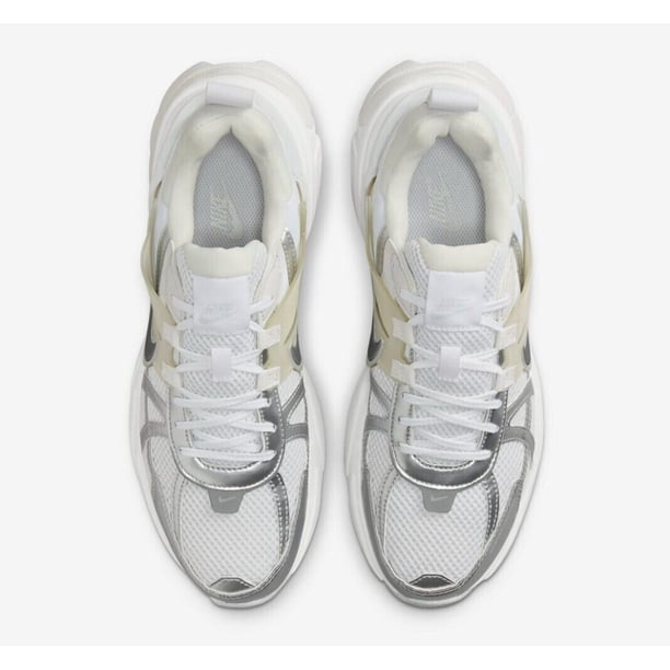 Women's Nike V2K Run White/Metallic Silver (FD0736 104) - 6