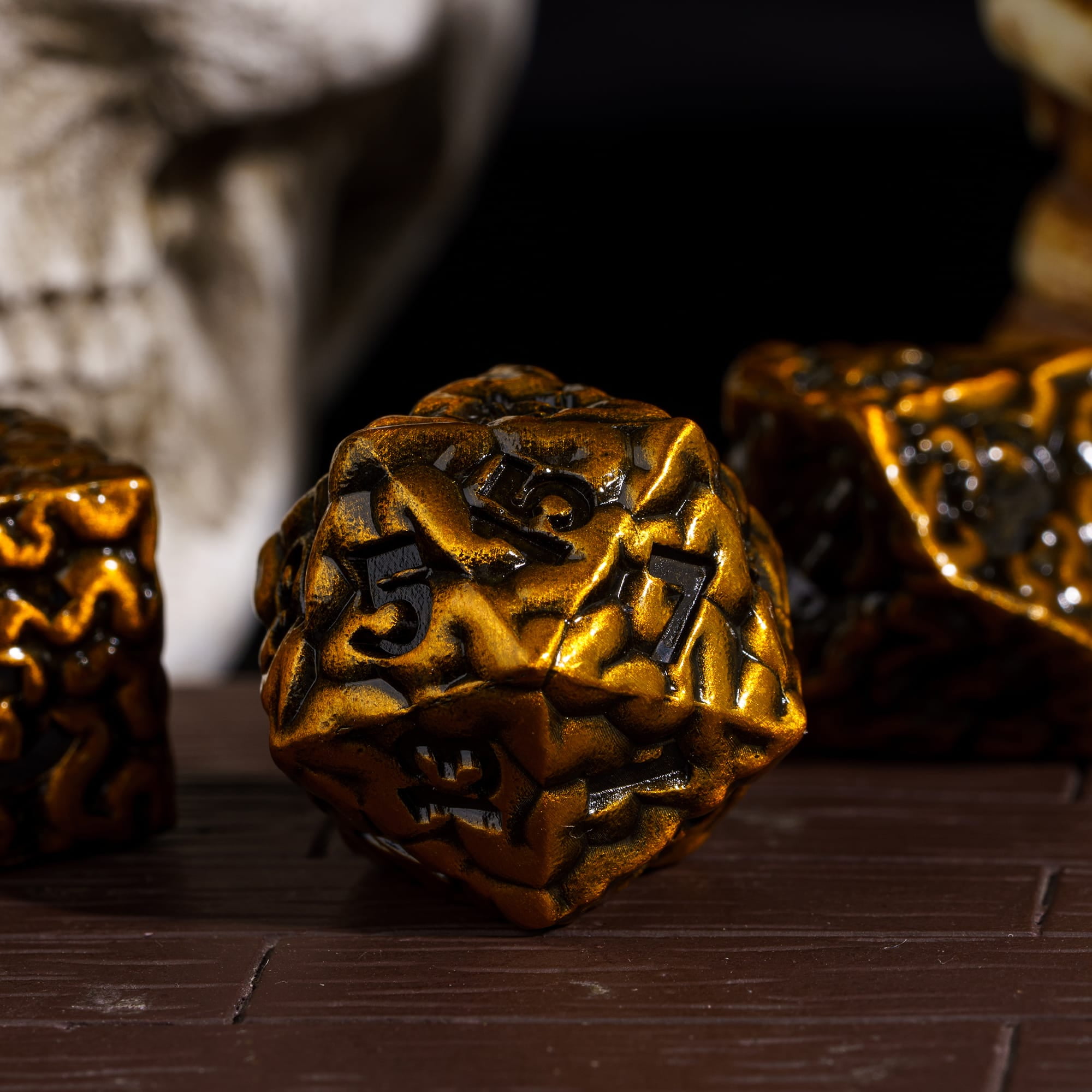 Cusdie 7-Die Metal DND Dice Set, Brain-patterned Metal Polyhedral D&D Dice Set for DND Dungeons and Dragons TTRPG Role Playing Games