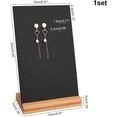 thumbnail image 3 of Exhibidor de pendientes con panel perforado negro, soporte organizador para pendientes, estante de exhibición de joyería de acrílico con base de madera natural., 3 of 9