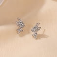 thumbnail image 2 of Pendientes de reno navideño, pendientes de reno navideño para vacaciones navideñas, pendientes de cristal, regalo de Navidad, claridad notable, 2 of 7