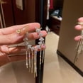 thumbnail image 3 of Pendientes colgantes de cristal con estilo para mujer, pendientes de fiesta, pendientes de cadena con forma de hoja, pendientes colgantes para boda, 3 of 5