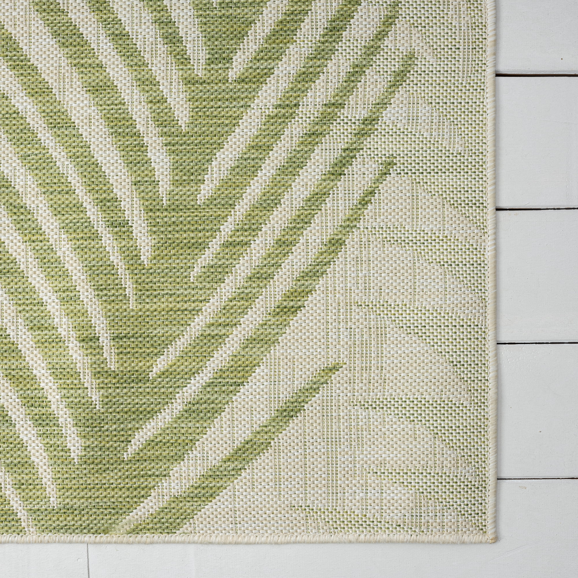 Ox Bay Carmindy 7'9" x 9'5" Green Tropical Palms Indoor/Outdoor Area Rug
