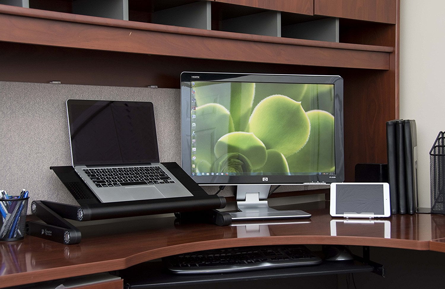 Portable Adjustable Aluminum Laptop Desk Stand Table Vented