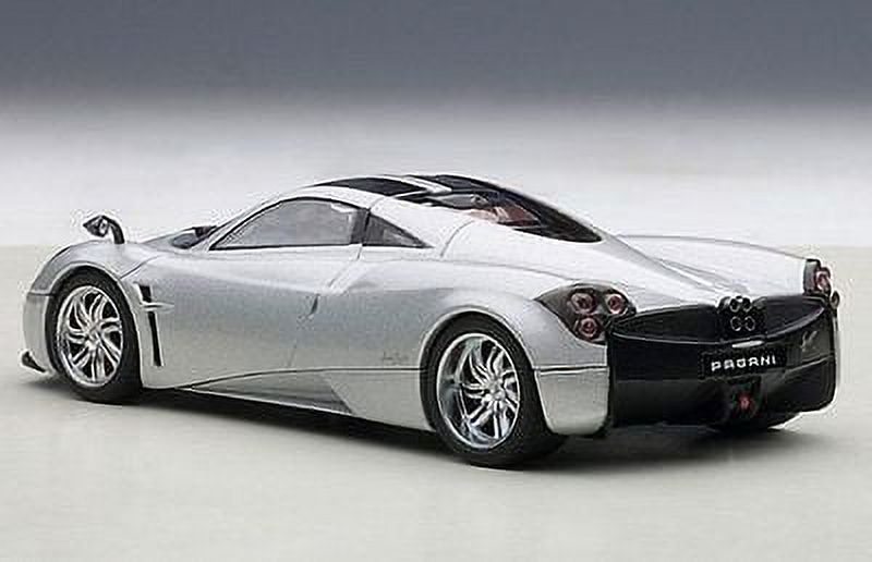 Pagani Huayra Metallic Silver 1/43 Diecast Model Car by