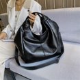thumbnail image 2 of Bolso de mano grande para mujer, bolsa de hombro de cuero suave de lujo, de gran capacidad, color negro Fivean unisex, 2 of 2