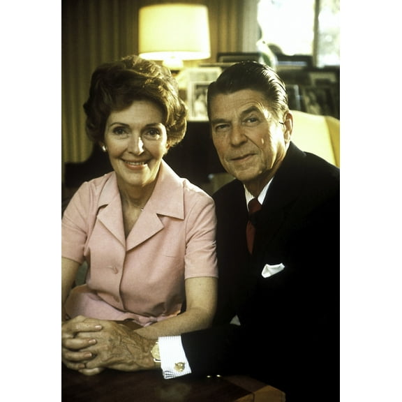 Ronald and Nancy Reagan Photo Print  (8 x 10)