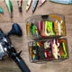thumbnail image 5 of Kit Señuelos Pesca 84/107 Uds. Juego Cebo Duro Y Suave Capa Engranaje Plantilla Metal Cuchara para, 5 of 9