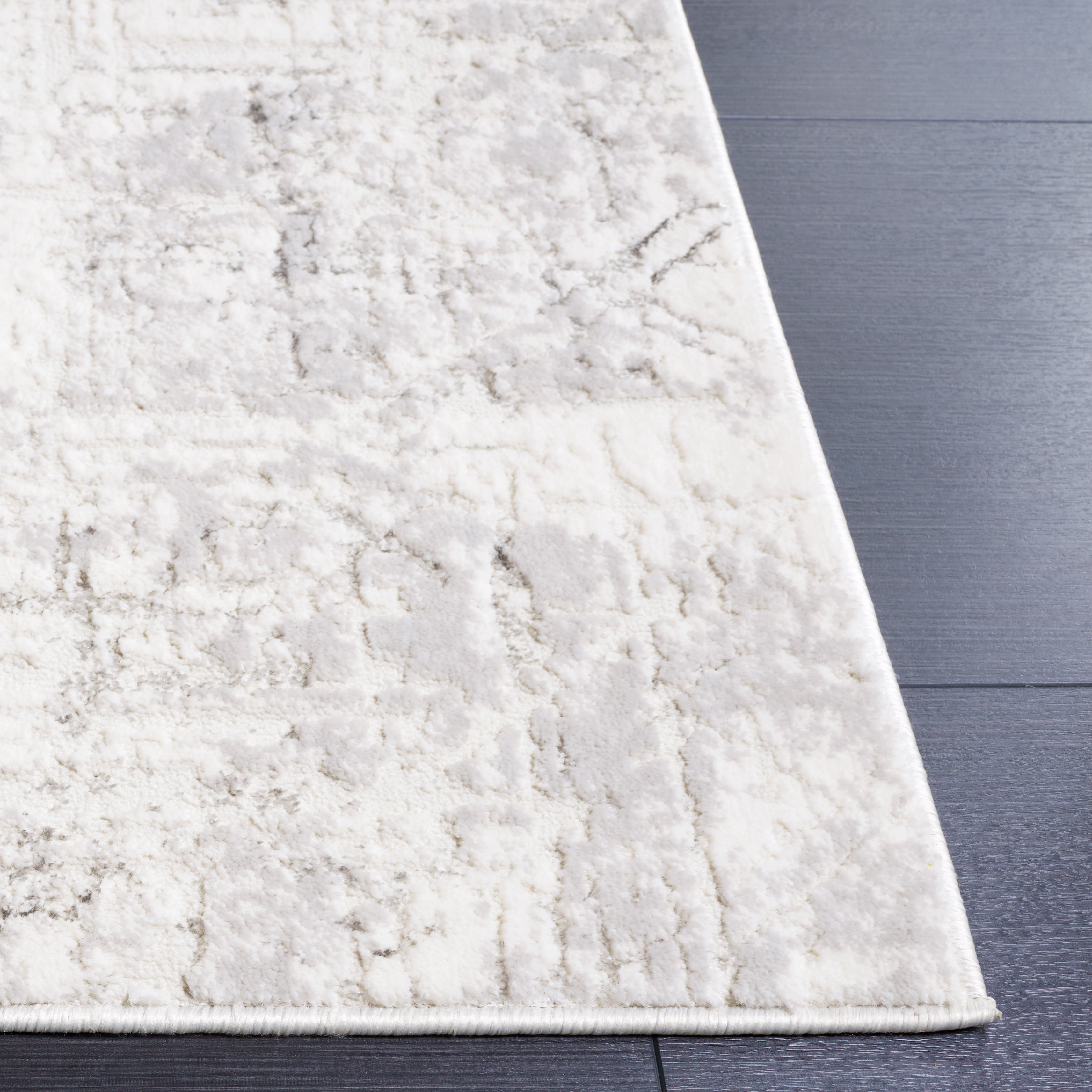 SAFAVIEH Hanna Lynna Distressed Area Rug, Ivory Grey/Dark Grey, 8' x 10'