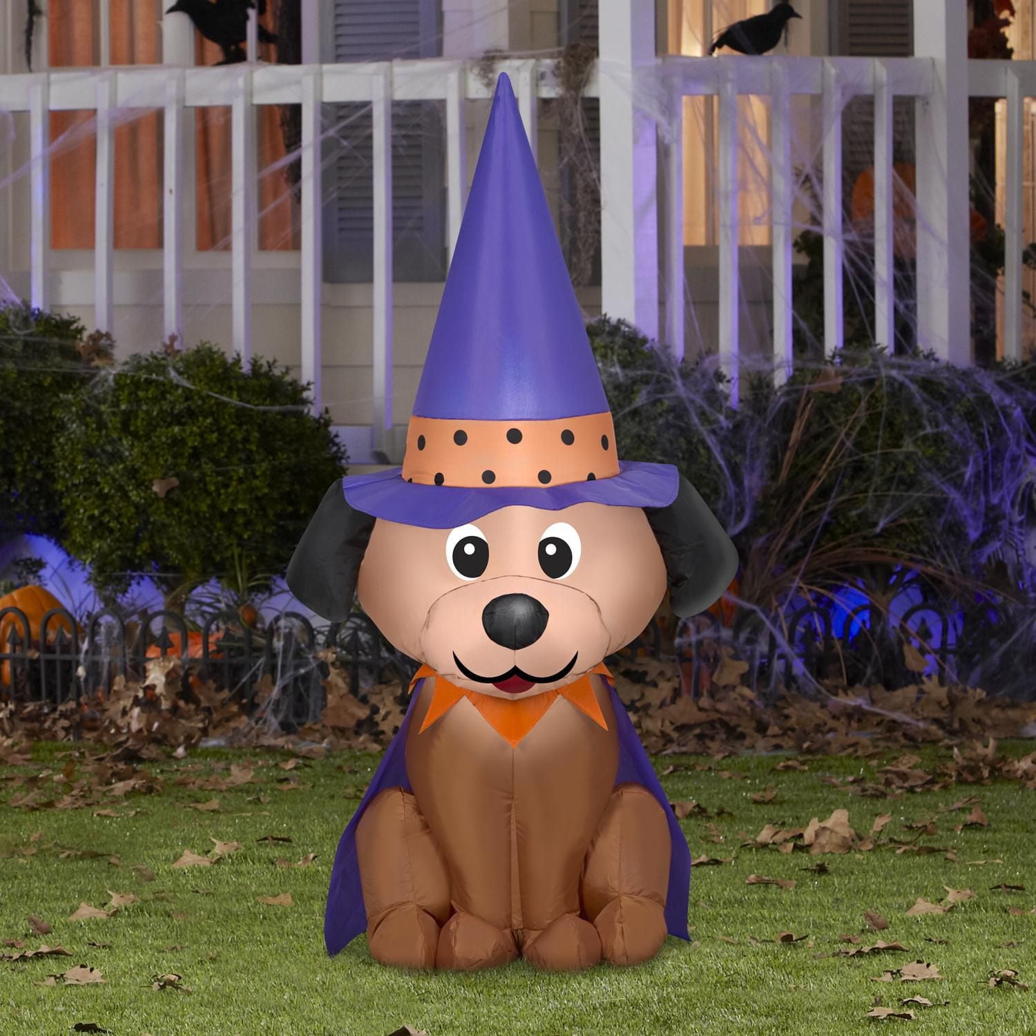 Chien gonflable Gemmy Halloween avec chapeau de sorcière