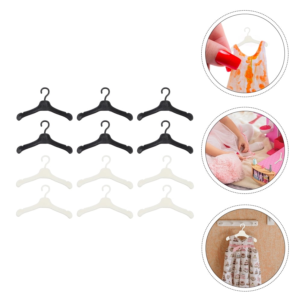 20 X Plastic Hangers For Doll Dress Clothes Accessories E5G5 Type New A6Z3