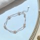 thumbnail image 4 of Pulsera ondulada, pulsera curvada de perlas de agua dulce con diseño de nicho de plata de ley S925, 4 of 4