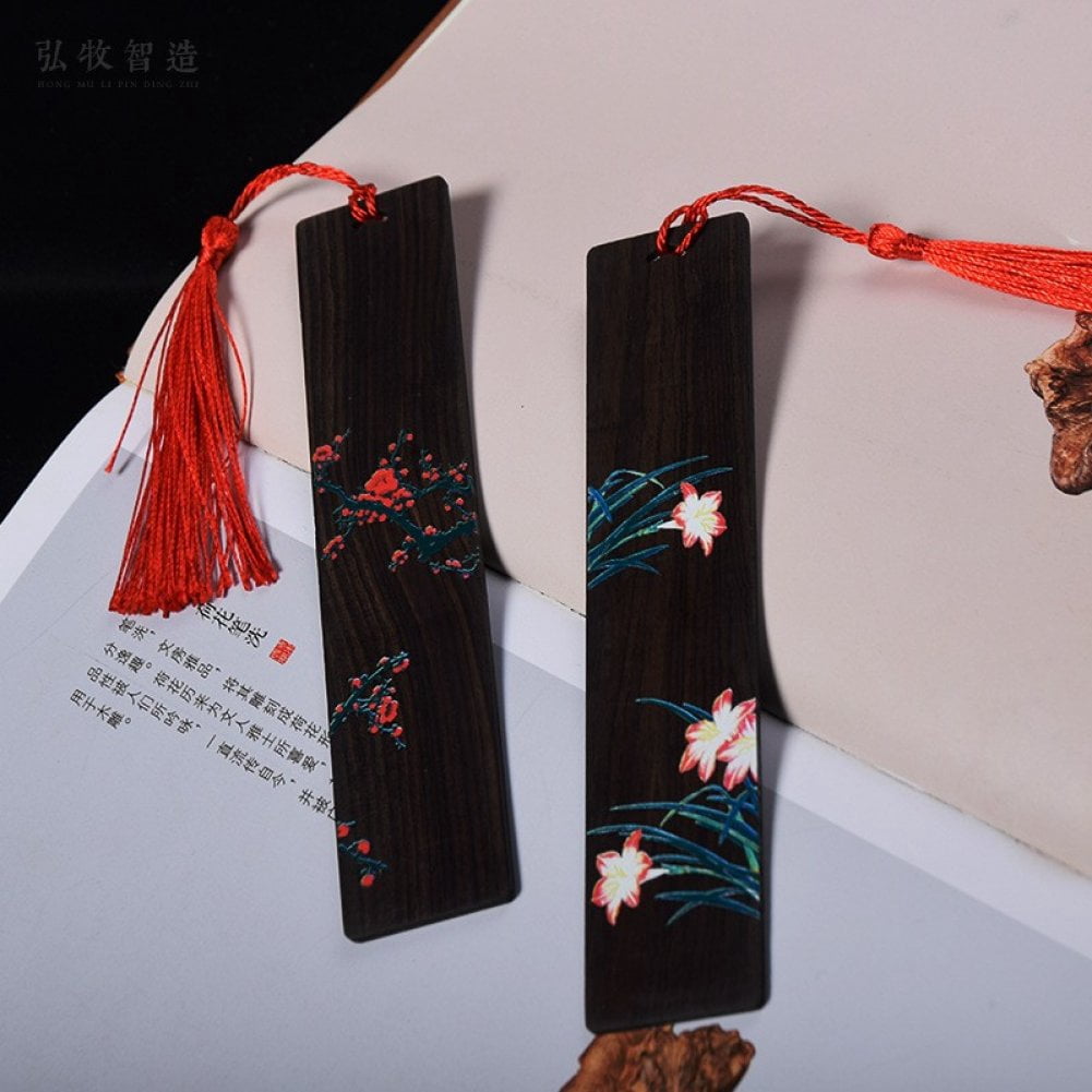 Hzzsbu 4Pcs Handmade Wooden Lotus Flower Bookmarks Color Painting Page Markers