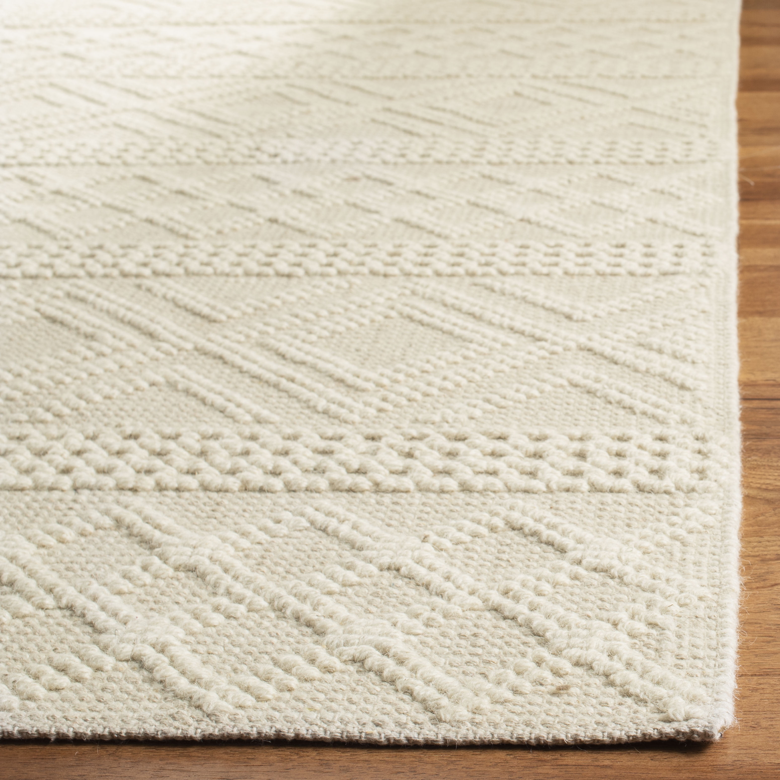 SAFAVIEH Vermont Chelsea Striped Runner Rug, Ivory, 2'3" x 16'