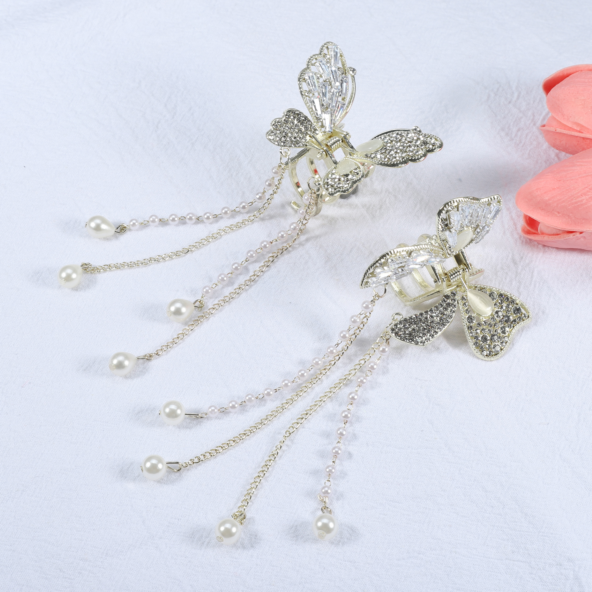 Unique Bargains 2Pcs Classic Hollow Butterfly Tassel Hair Clip Multicolor
