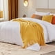 thumbnail image 4 of Inyahome-Manta de punto con borlas para sofá y cama, cobertor ligero y decorativo de granja, tejido suave y acogedor, 4 of 4