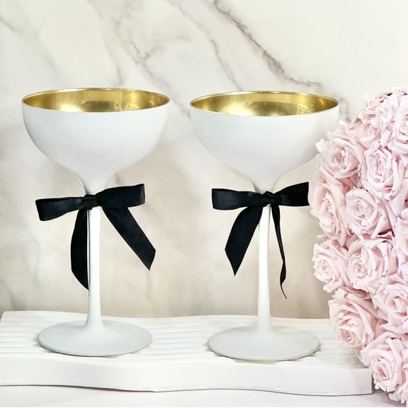The Gold Pearls (2) Piece Glass Set