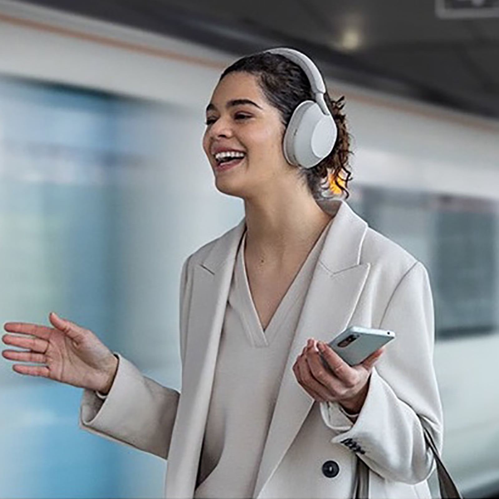 Wireless Over Ear Bluetooth Headphones with Microphone - Wireless Headset -Noise Reduction - Bluetooth, Wired,Built in Micro SD for Travel, Home, Work TV,PC,Gaming,Cellphone,Black