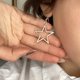 thumbnail image 4 of Pendientes largos con diseño de estrella hueca, pendientes vintage para mujer, 4 of 8