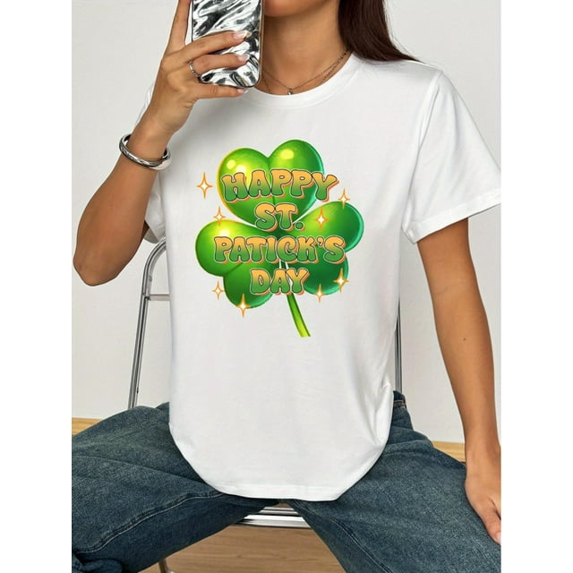 Playera estampada para mujer, divertida e inspiradora, novedosa, informal, de manga cortaWomen's St. Patrick's Day Casual T-Shirt - White, Polyester, Clover Print, Short Sleeve, Machine WasCamisetas