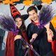 thumbnail image 5 of Set de Escobas de Bruja para Halloween | Pack de 2 Accesorios de Plástico para Niños | Escoba de Bruja Desmontable de 90 Cm para Fiestas de Disfraces, Actividades Escolares y Juegos de Rol, 5 of 6