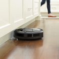 thumbnail image 2 of Robot aspirador iRobot Roomba i4 reacondicionado certificado por el fabricante, 2 of 4
