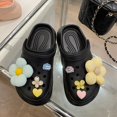 thumbnail image 1 of Zapatillas de plataforma con agujeros para mujer, zuecos de 7cm de grosor, sandalias antideslizantes de EVA, chanclas para el hogar, jardín, Playa Qiuyongming unisex, 1 of 2
