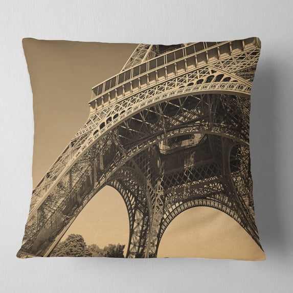 Designart Iconic Paris Paris Eiffel TowerSide View from Ground - Cityscape Throw Pillow - 16x16