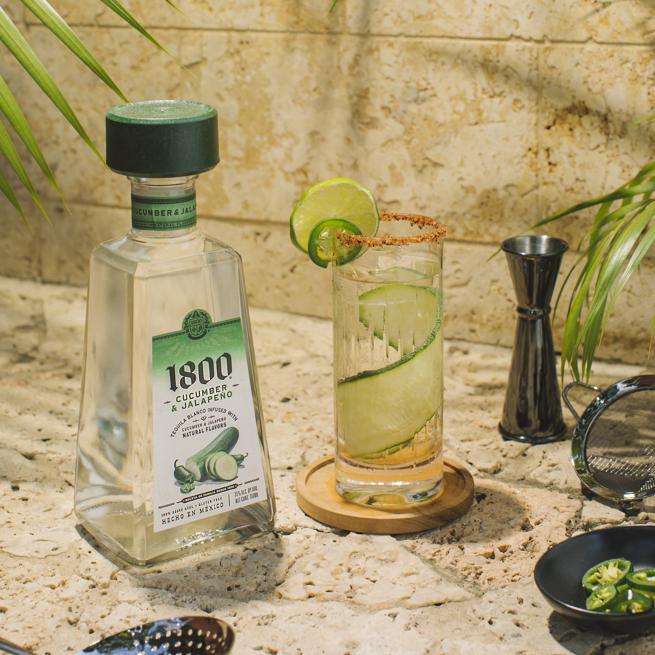 1800 Cucumber & Jalapeño Tequila, 750 ml Glass Bottle, 35% ABV