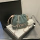 thumbnail image 4 of Bolso de mezclilla de nicho para mujer, nuevo y popular bolso bandolera con cadena que combina con todo, bolso tipo cubo con cordón, 2025, 4 of 5