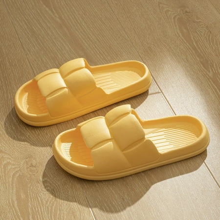 

CoCopeanut Summer Pleated Design Bathroom Slippers Home Beach Women Slides Flat Leisure Sandals Women for Home 2022 New Woman Shoes
