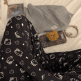 thumbnail image 4 of Pantalones casuales negros de Hello Kitty para mujer, de verano, con cintura elástica, con estampado de chica picante, adelgazantes y bonitos, para estar en casa, pantalones de piso, 4 of 4