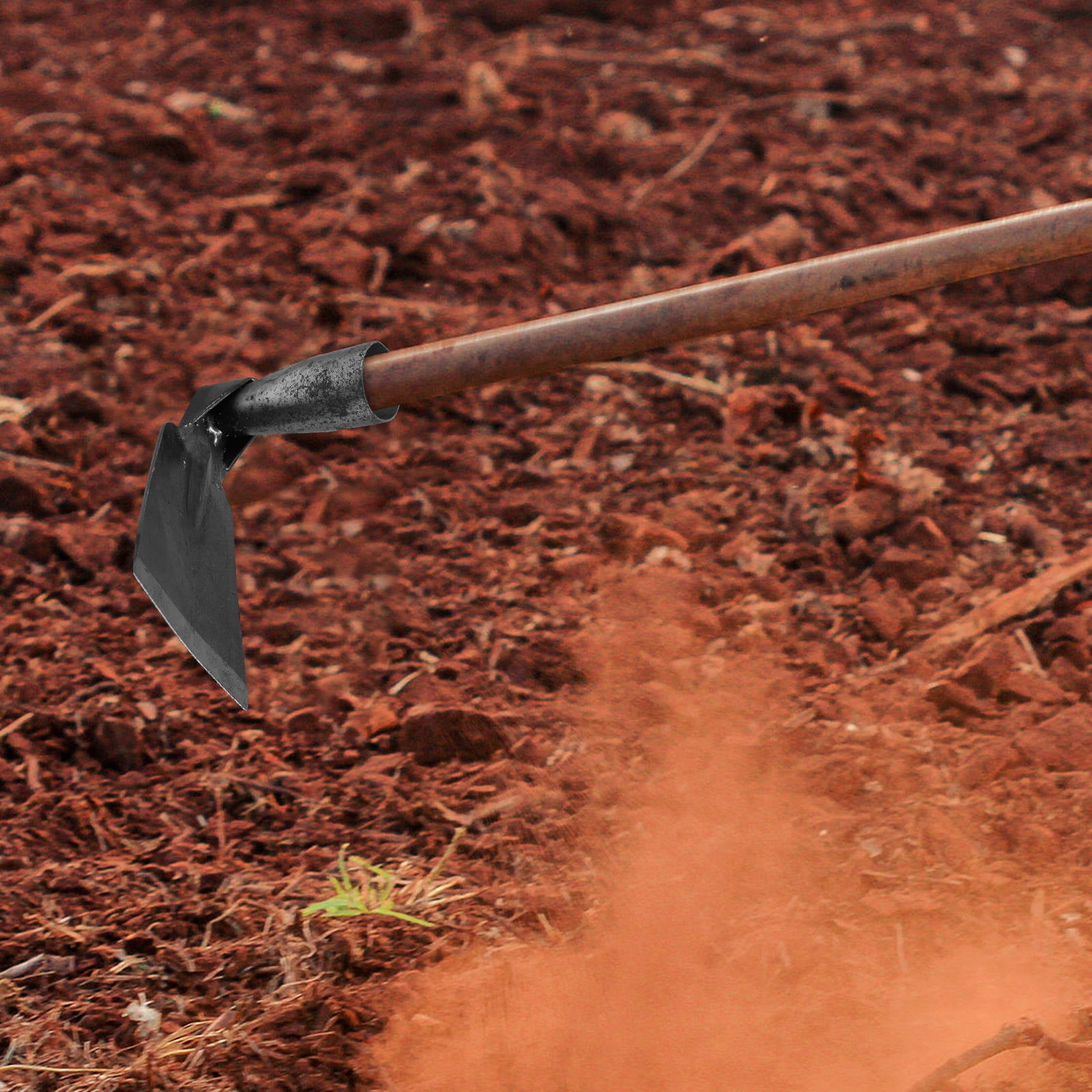 Fiskars Pro IsoCore Pickaxe and Garden Hoe - Anti-Vibration - 5 lb