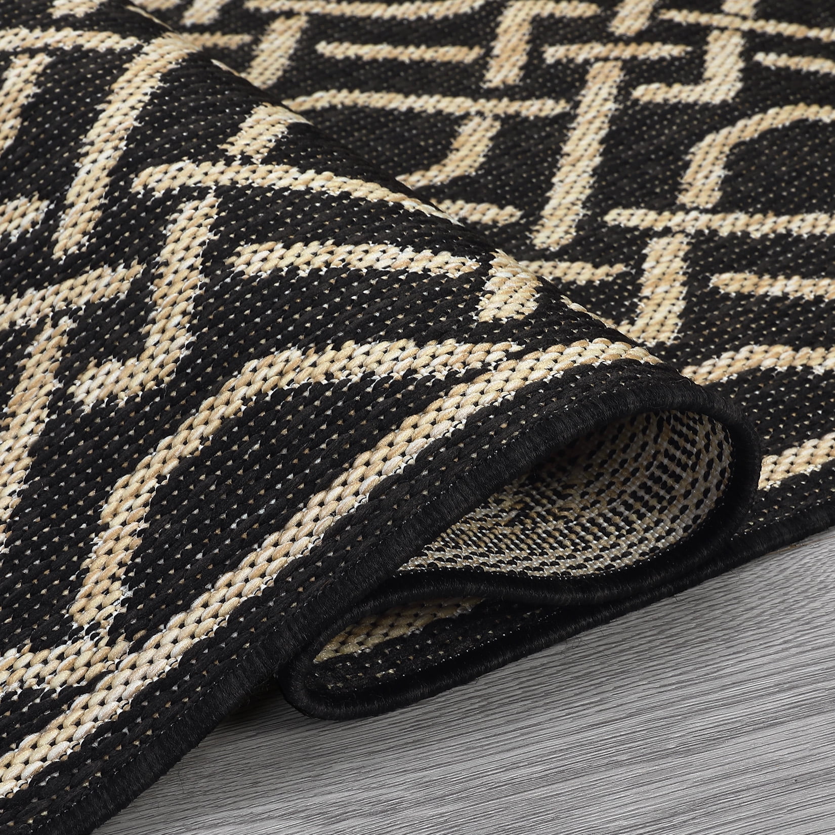 Garvee 5'3"x7'3" Geometric Rug Contemporary Rug Indoor Outdoor Area Rug Non Shedding Stain-Resistant Carpet for Patio Backyard Balcony, Black