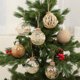 thumbnail image 4 of 6 bolas navideñas transparentes de 8 cm para mascotas con cuerda de lino dorada, colgantes para árbol de Navidad, decoración para el hogar, 4 of 5