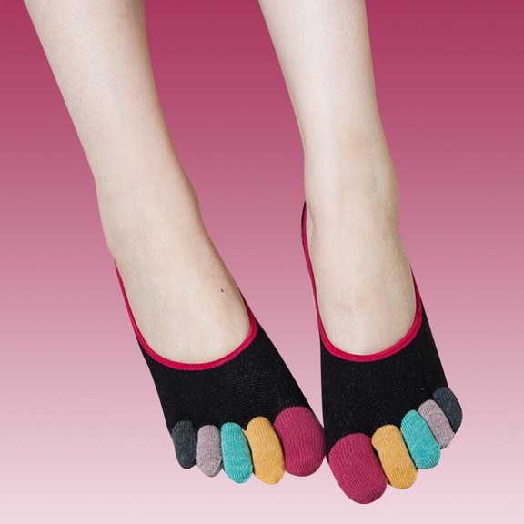 GOOHOCHY Black Anti- Five-Toe Silicone Socks, Breathable Grip Socks for Yoga, Pilates, and Home Use, Size 15x7x0.1CM