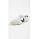 thumbnail image 3 of Tenis Veja Volley para mujer, piel blanca/negra, 3 of 3