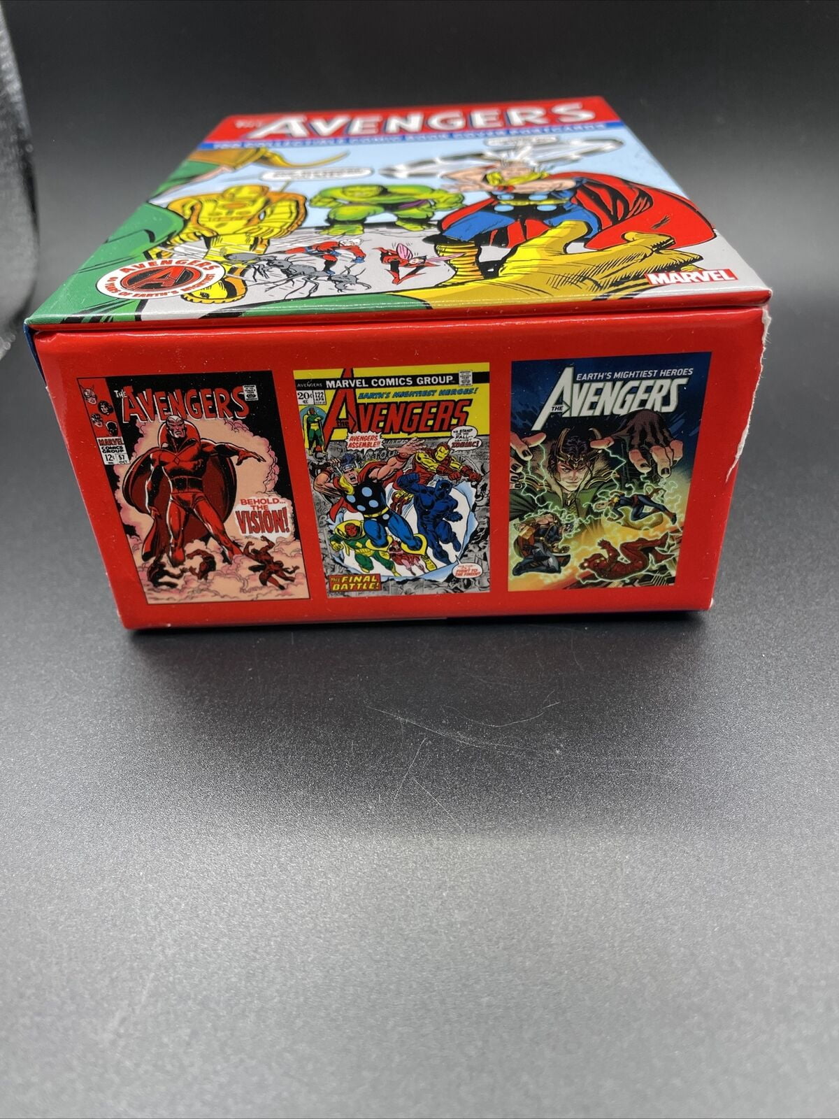 Avengers: 100 Collectible Comic Book Cover Postcards (Other