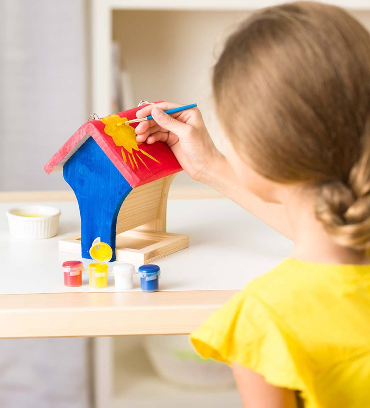 Color Pops PaintYourOwn Classic Wooden Hanging Bird Feeder Craft Kit